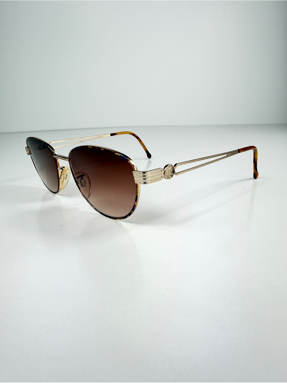 VTG DeadStock FENDI VL7011 Roman Coin Custom Sunglasses Gold Blue Tortoise Set